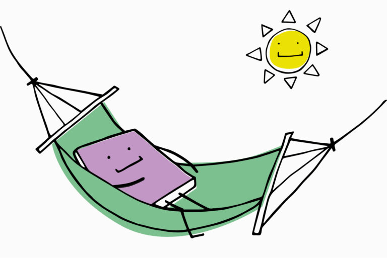 Lernpause: Ein Buch liegt in einer H&auml;ngematte in der Sonne und entspannt sich.
